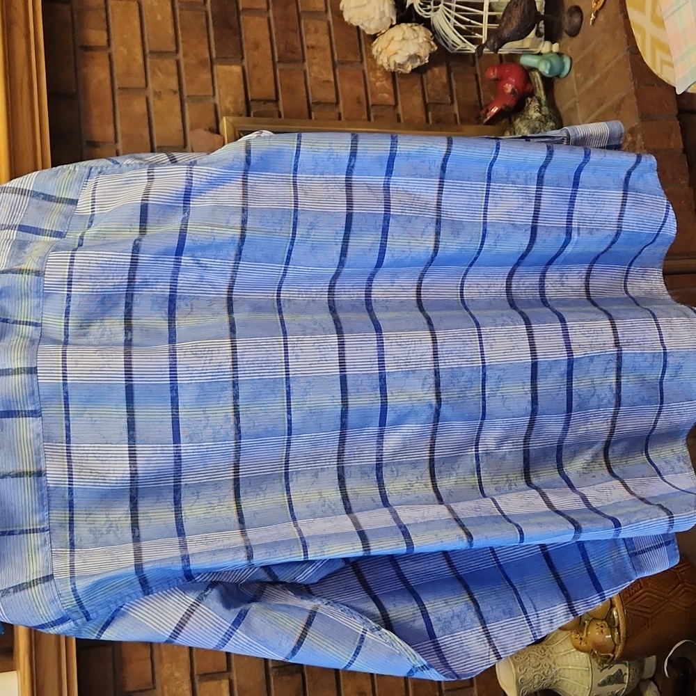Robert Graham Blue Plaid Shirt Size 1XLT Green Subtle Iridescent Pattern Also